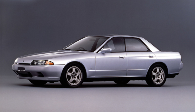 R32 Nissan Skyline Sedan Picture